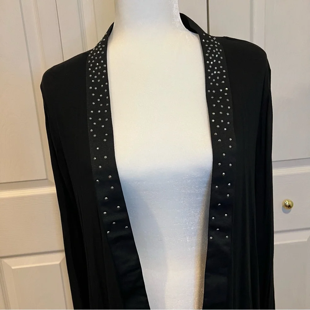 🍋 NWT Charter Club Black Open Front Top with Rhinestones - Petite Large - Picture 2 of 7